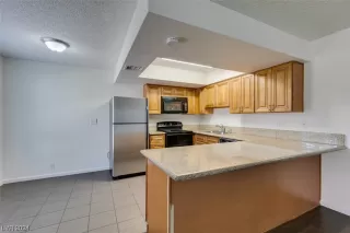 Photo #4: 2563625 Listing