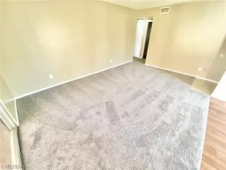 Photo #5: 2563641 Listing 