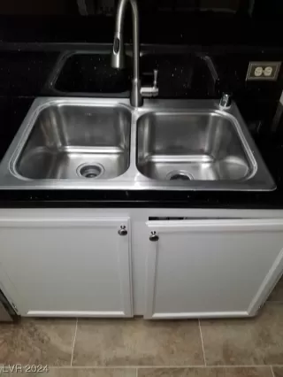 Photo #2: 2563646 Listing 