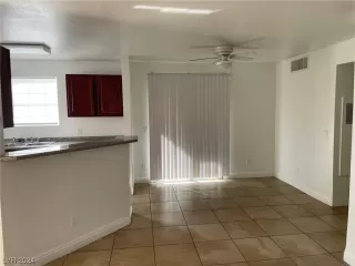 Photo #2: 2563657 Listing 