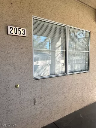 Photo #3: 2563682 Listing