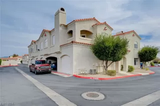 Photo #4: 2563781 Listing