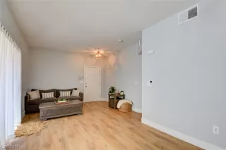 Photo #3: 2563809 Listing 