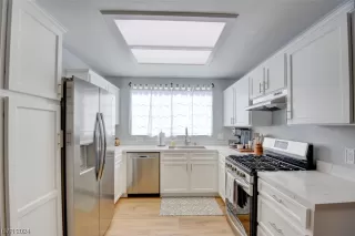 Photo #5: 2563809 Listing 