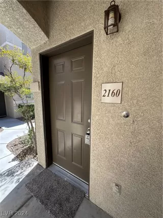 Photo #1: 2563876 Listing 