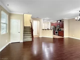 Photo #5: 2563899 Listing 