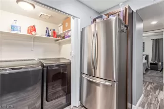 Photo #5: 2563909 Listing