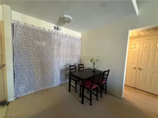 Photo #6: 2563943 Listing