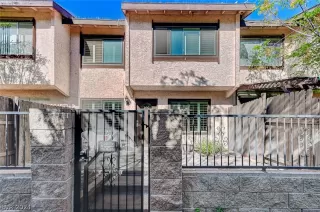 Photo #1: 2563945 Listing