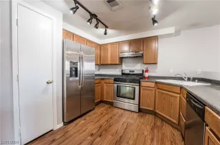 Photo #6: 2563955 Listing 