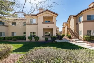 Photo #1: 2563990 Listing