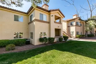 Photo #2: 2563990 Listing