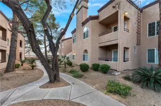 Photo #1: 2563995 Listing 