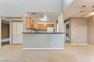 Photo #4: 2563995 Listing 