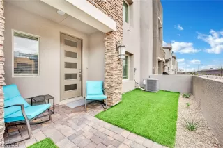 Photo #3: 2564017 Listing 