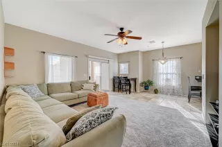 Photo #4: 2564027 Listing