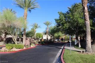 Photo #1: 2564031 Listing 