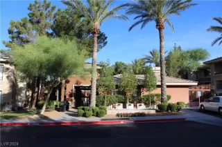 Photo #2: 2564031 Listing 