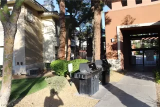 Photo #3: 2564031 Listing 