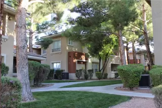 Photo #5: 2564031 Listing 