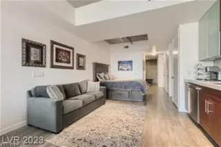 Photo #6: 2564041 Listing 