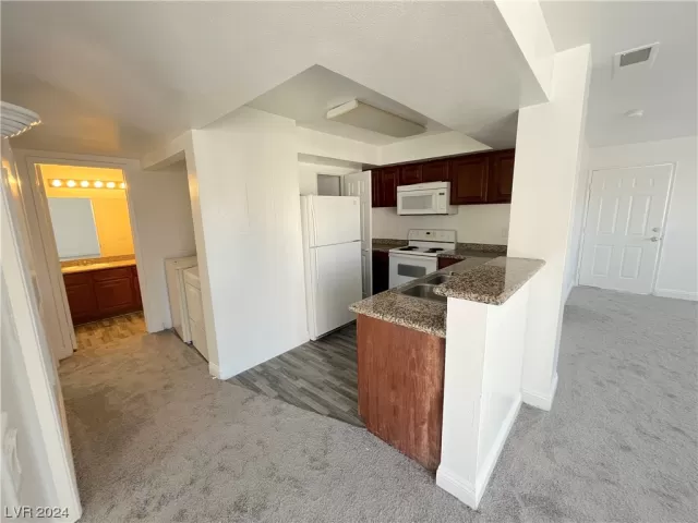 MLS: 2564082 Condo For Sale