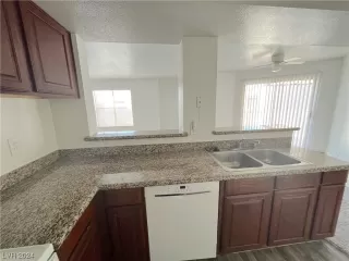 Photo #4: 2564082 Listing 