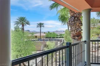 Photo #2: 2564088 Listing