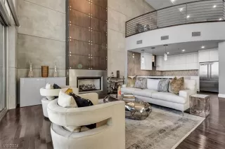 Photo #6: 2564090 Listing