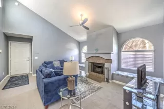 Photo #4: 2564091 Listing 