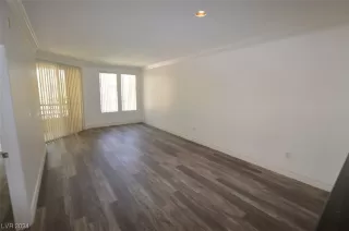 Photo #1: 2564115 Listing