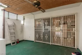 Photo #3: 2564150 Listing