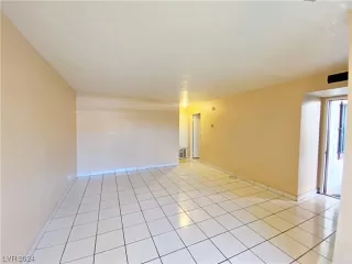 Photo #2: 2564151 Listing 