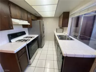 Photo #5: 2564151 Listing 