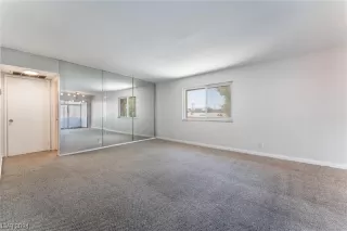 Photo #4: 2564158 Listing