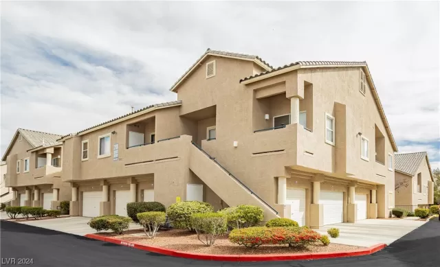 MLS: 2564175 Condo For Sale