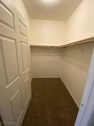 Photo #6: 2564222 Listing