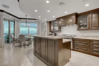 Photo #1: 2564234 Listing 