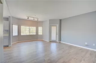 Photo #5: 2564260 Listing 