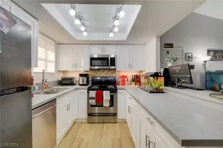 Photo #6: 2564267 Listing