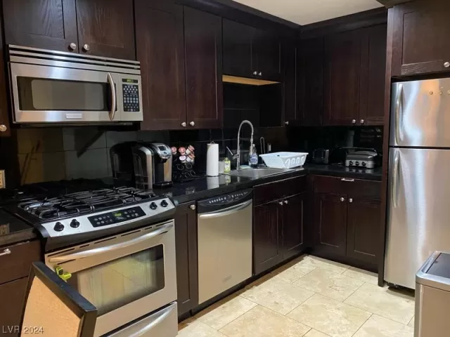 MLS: 2564276 Condo For Sale