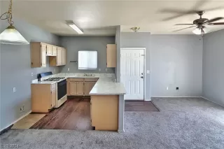 Photo #2: 2564323 Listing