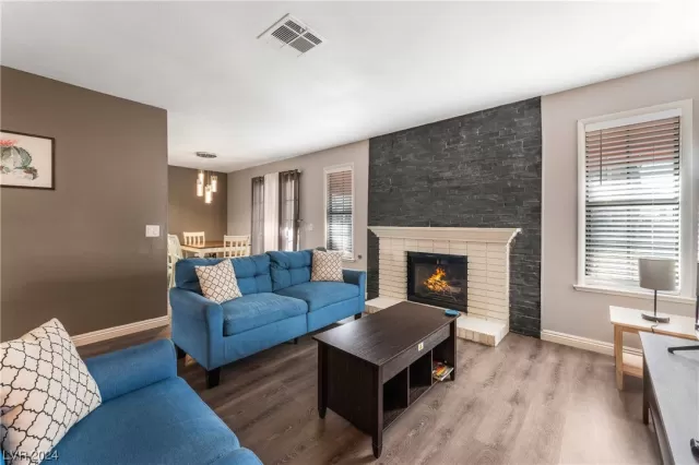 MLS: 2564330 Condo For Sale