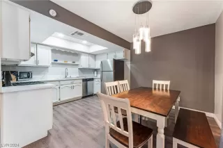 Photo #4: 2564330 Listing 