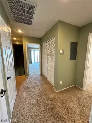 Photo #6: 2564361 Listing