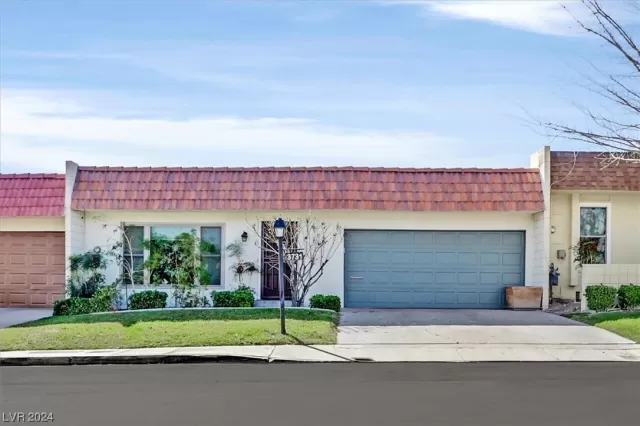 MLS: 2564409 Condo For Sale