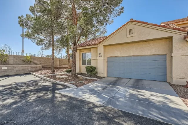 MLS: 2564419 Condo For Sale