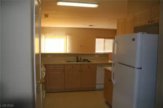 Photo #2: 2564420 Listing 