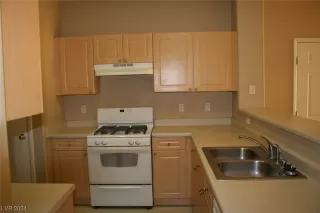 Photo #3: 2564420 Listing 