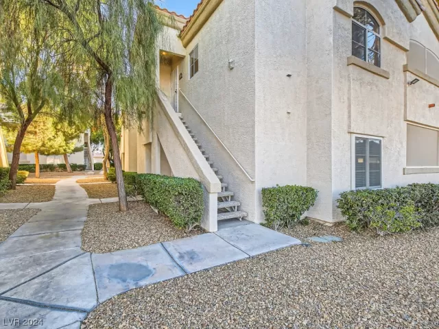 MLS: 2564429 Condo For Sale